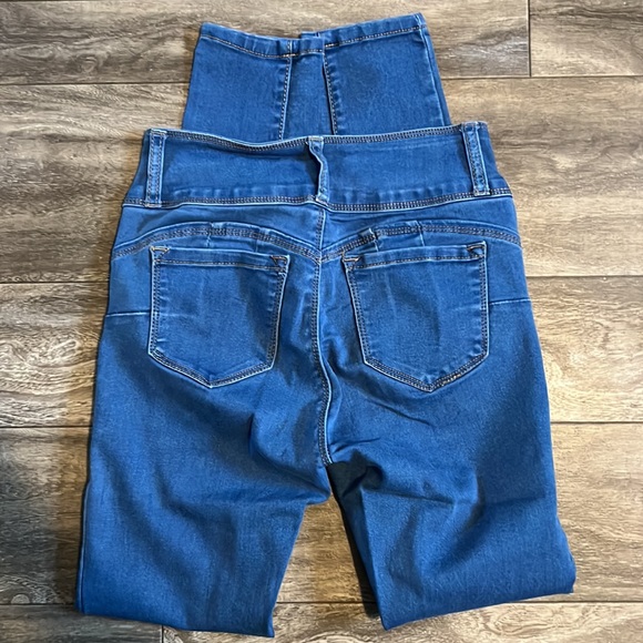 Wax Jean - Picture 2 of 3